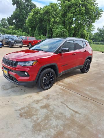 2024 Jeep Compass COMPASS LATITUDE 4X4