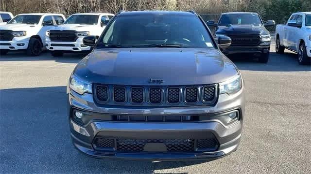 2024 Jeep Compass COMPASS LATITUDE 4X4