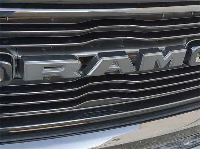 2019 Ram 1500 Big Horn/Lone Star Crew Cab 4x4 57 Box