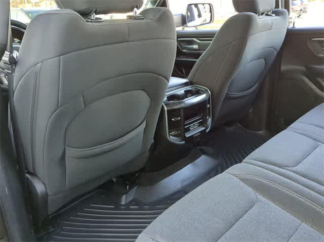 2019 Ram 1500 Big Horn/Lone Star Crew Cab 4x4 57 Box