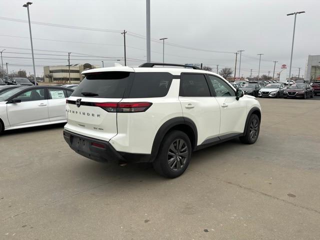 2022 Nissan Pathfinder SV 4WD
