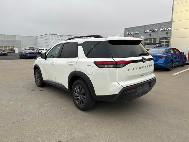 2022 Nissan Pathfinder SV 4WD