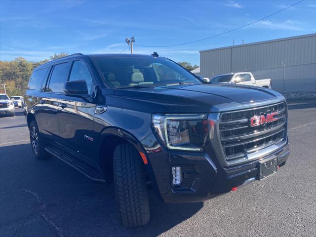2022 GMC Yukon XL 4WD AT4