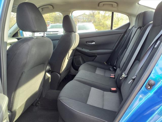 2021 Nissan Sentra SV Xtronic CVT