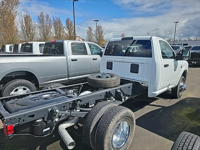 2024 RAM Ram 3500 Chassis Cab RAM 3500 TRADESMAN CHASSIS REGULAR CAB 4X4 60 CA