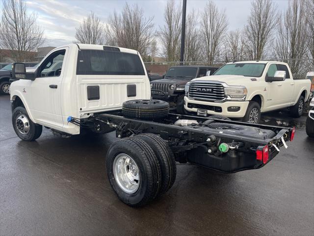 2024 RAM Ram 3500 Chassis Cab RAM 3500 TRADESMAN CHASSIS REGULAR CAB 4X4 60 CA