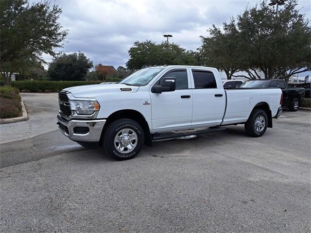 2024 RAM Ram 3500 RAM 3500 TRADESMAN CREW CAB 4X4 8 BOX