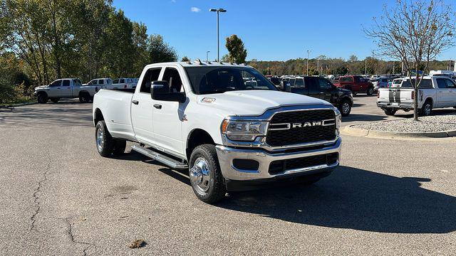 2024 RAM Ram 3500 RAM 3500 TRADESMAN CREW CAB 4X4 8 BOX