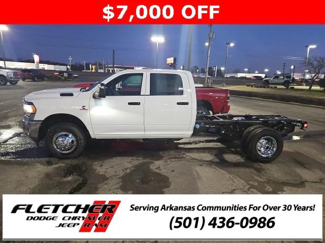 2024 RAM Ram 3500 Chassis Cab RAM 3500 TRADESMAN CREW CAB CHASSIS 4X4 60 CA