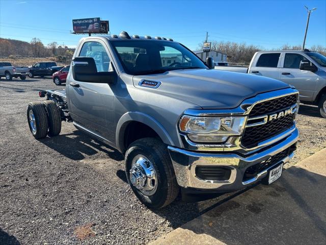 2024 RAM Ram 3500 Chassis Cab RAM 3500 TRADESMAN CHASSIS REGULAR CAB 4X4 60 CA