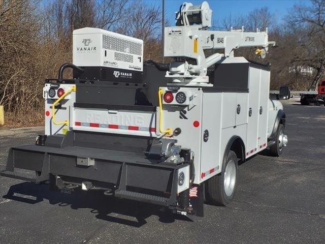 2024 RAM Ram 5500 Chassis Cab RAM 5500 TRADESMAN CHASSIS REGULAR CAB 4X4 84 CA