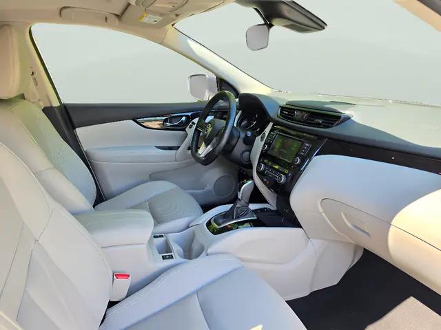 2022 Nissan Rogue Sport SL AWD Xtronic CVT