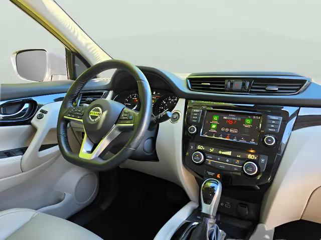 2022 Nissan Rogue Sport SL AWD Xtronic CVT