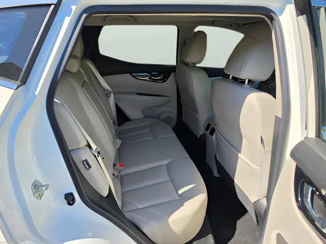 2022 Nissan Rogue Sport SL AWD Xtronic CVT