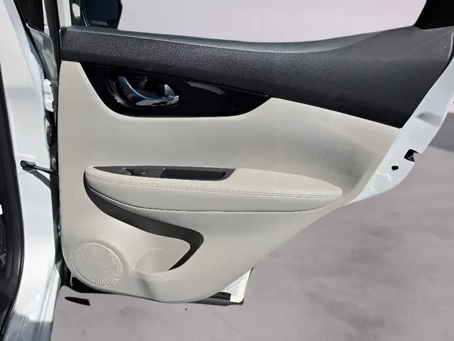 2022 Nissan Rogue Sport SL AWD Xtronic CVT