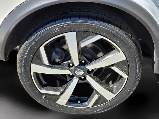 2022 Nissan Rogue Sport SL AWD Xtronic CVT