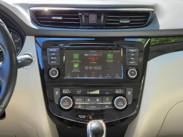 2022 Nissan Rogue Sport SL AWD Xtronic CVT
