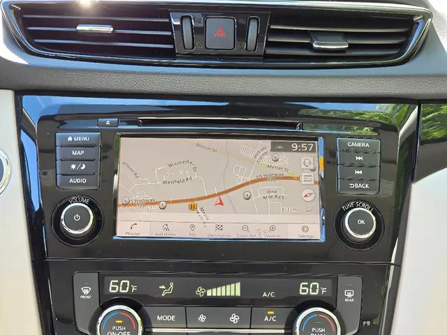 2022 Nissan Rogue Sport SL AWD Xtronic CVT