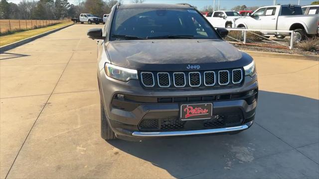 2024 Jeep Compass COMPASS LIMITED 4X4