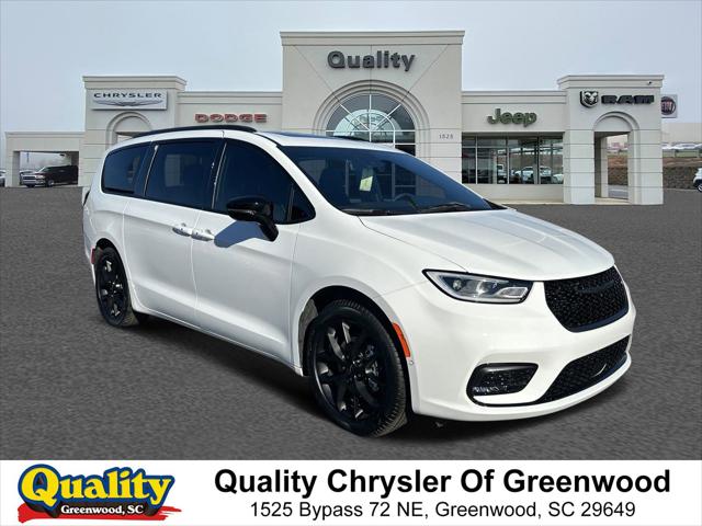 2024 Chrysler Pacifica PACIFICA LIMITED