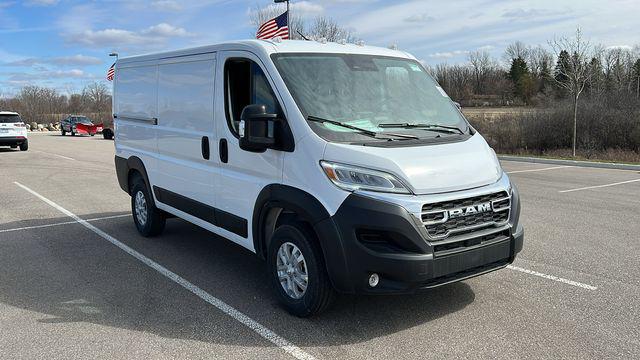 2024 RAM Ram ProMaster RAM PROMASTER 2500 SLT CARGO VAN LOW ROOF 136 WB