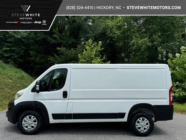 2024 RAM Ram ProMaster RAM PROMASTER 3500 SLT CARGO VAN LOW ROOF 136 WB