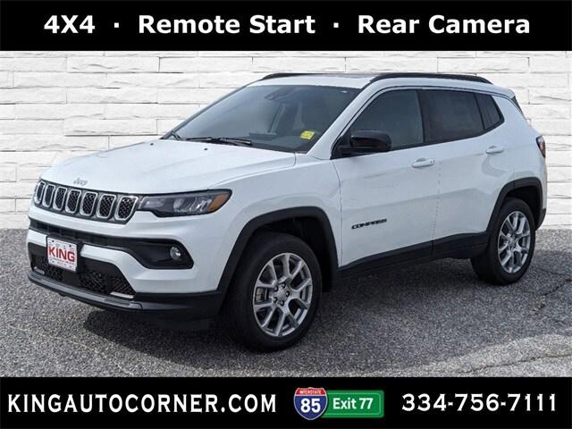 2024 Jeep Compass COMPASS LATITUDE LUX 4X4