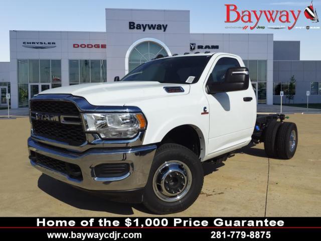 2024 RAM Ram 3500 Chassis Cab RAM 3500 TRADESMAN CHASSIS REGULAR CAB 4X4 60 CA