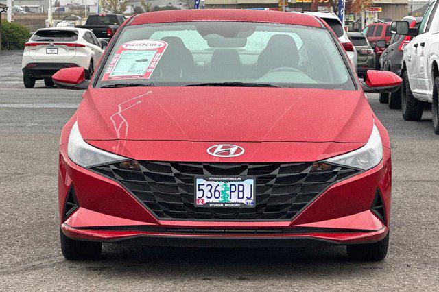 2023 Hyundai Elantra SE