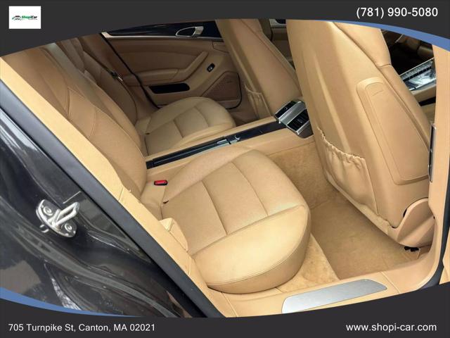 2011 Porsche Panamera 4