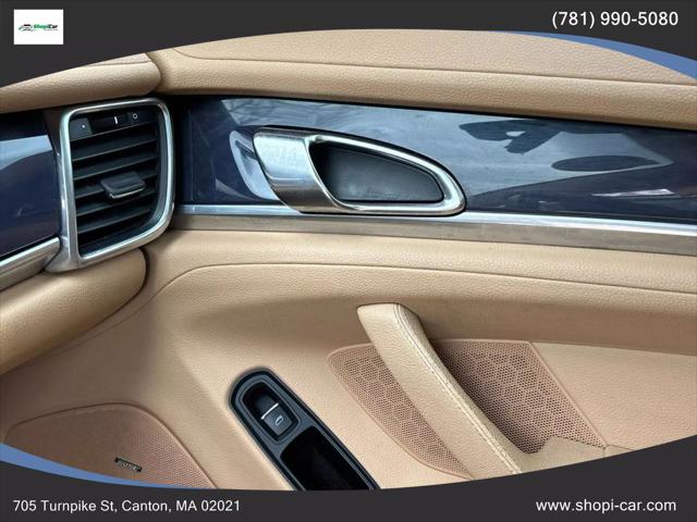 2011 Porsche Panamera 4