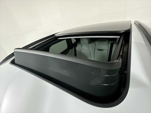 2024 Porsche Macan S