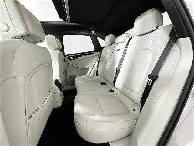 2024 Porsche Macan S