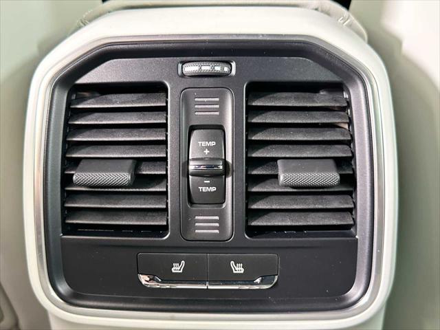 2024 Porsche Macan S