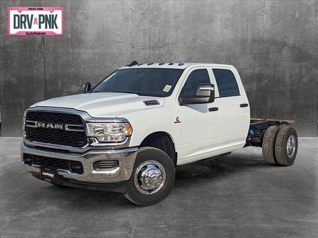 2024 RAM Ram 3500 Chassis Cab RAM 3500 TRADESMAN CREW CAB CHASSIS 4X4 60 CA