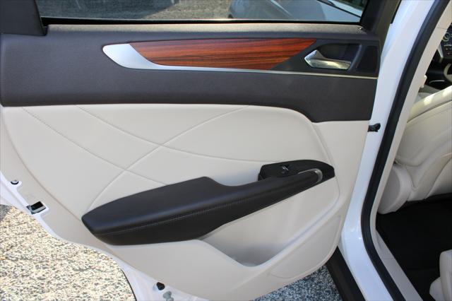 2019 Lincoln MKC Select