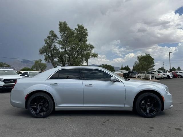 2023 Chrysler Chrysler 300 300 TOURING