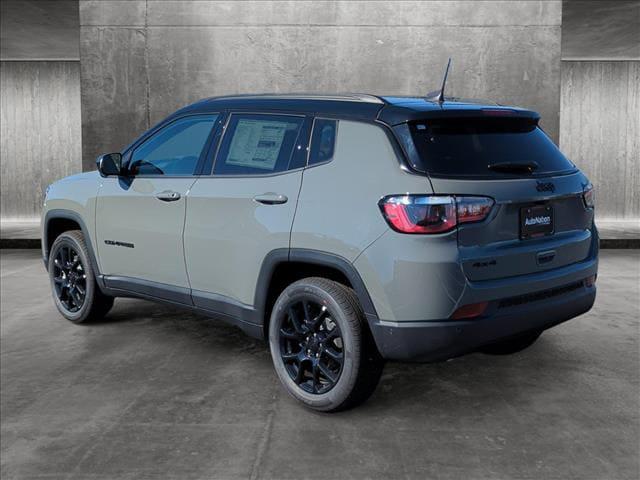 2024 Jeep Compass COMPASS LATITUDE 4X4