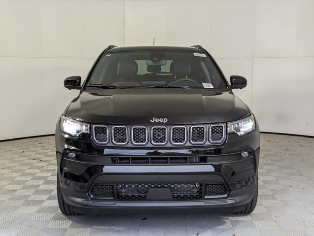 2024 Jeep Compass COMPASS LATITUDE LUX 4X4