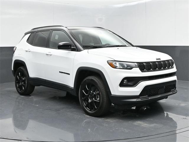 2024 Jeep Compass COMPASS LATITUDE 4X4