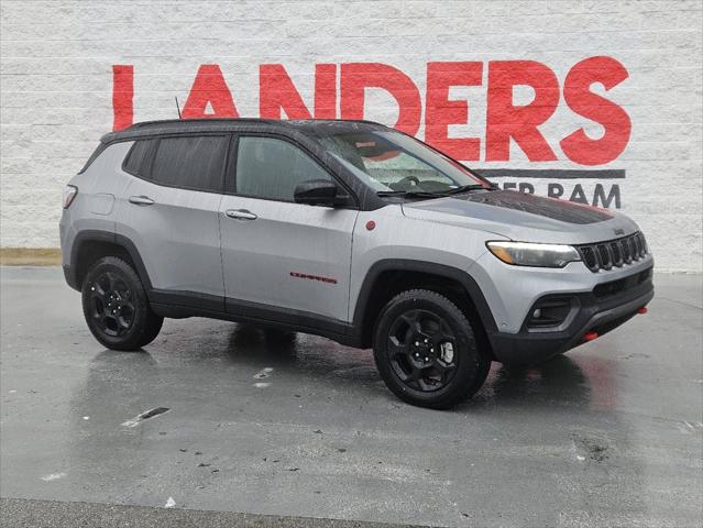 2024 Jeep Compass COMPASS TRAILHAWK 4X4