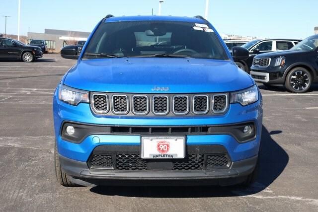 2024 Jeep Compass COMPASS LATITUDE 4X4