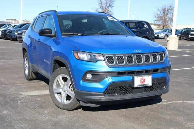 2024 Jeep Compass COMPASS LATITUDE 4X4