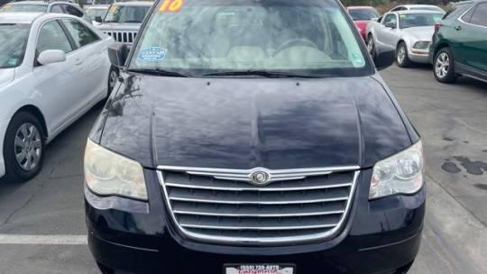 2010 Chrysler Town & Country New LX