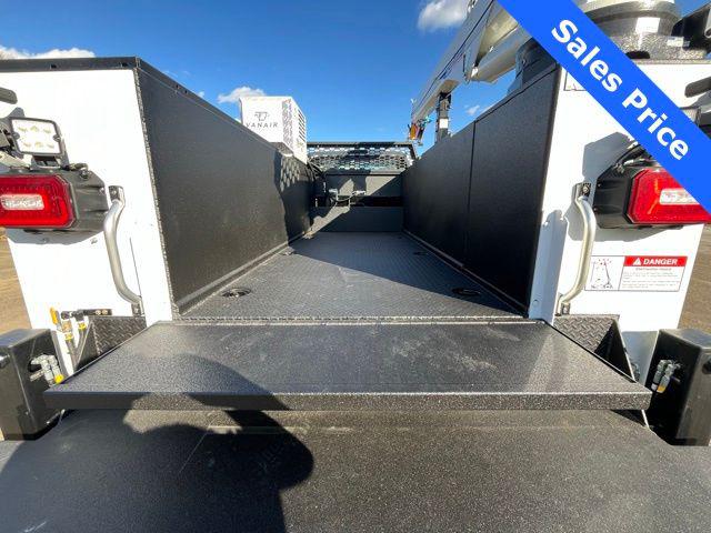 2024 Ford F-750 Base
