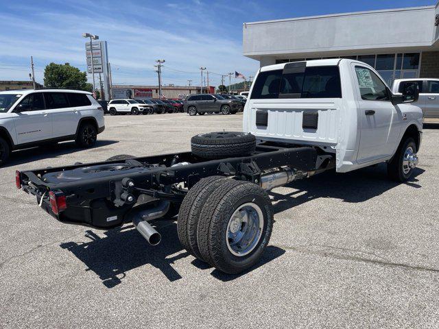 2024 Ram 3500 Tradesman/SLT