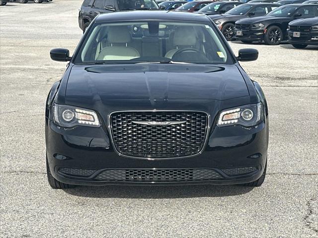 2023 Chrysler Chrysler 300 300 TOURING