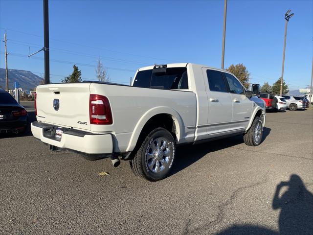 2024 RAM Ram 3500 RAM 3500 LIMITED MEGA CAB 4X4 64 BOX