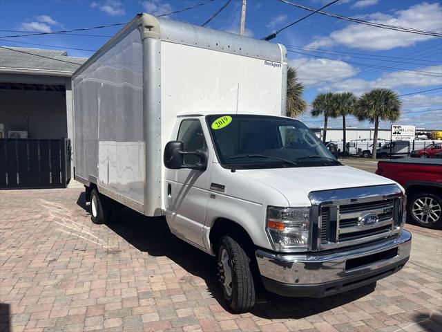 2019 Ford E-450 Cutaway E450