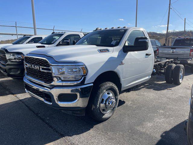 2024 Ram 3500 Tradesman/SLT